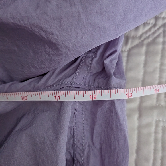 ARITZIA TNA Lilac Nylon Cargo Streetwear Athletic Athleisure Pants Size Small - Picture 9 of 13